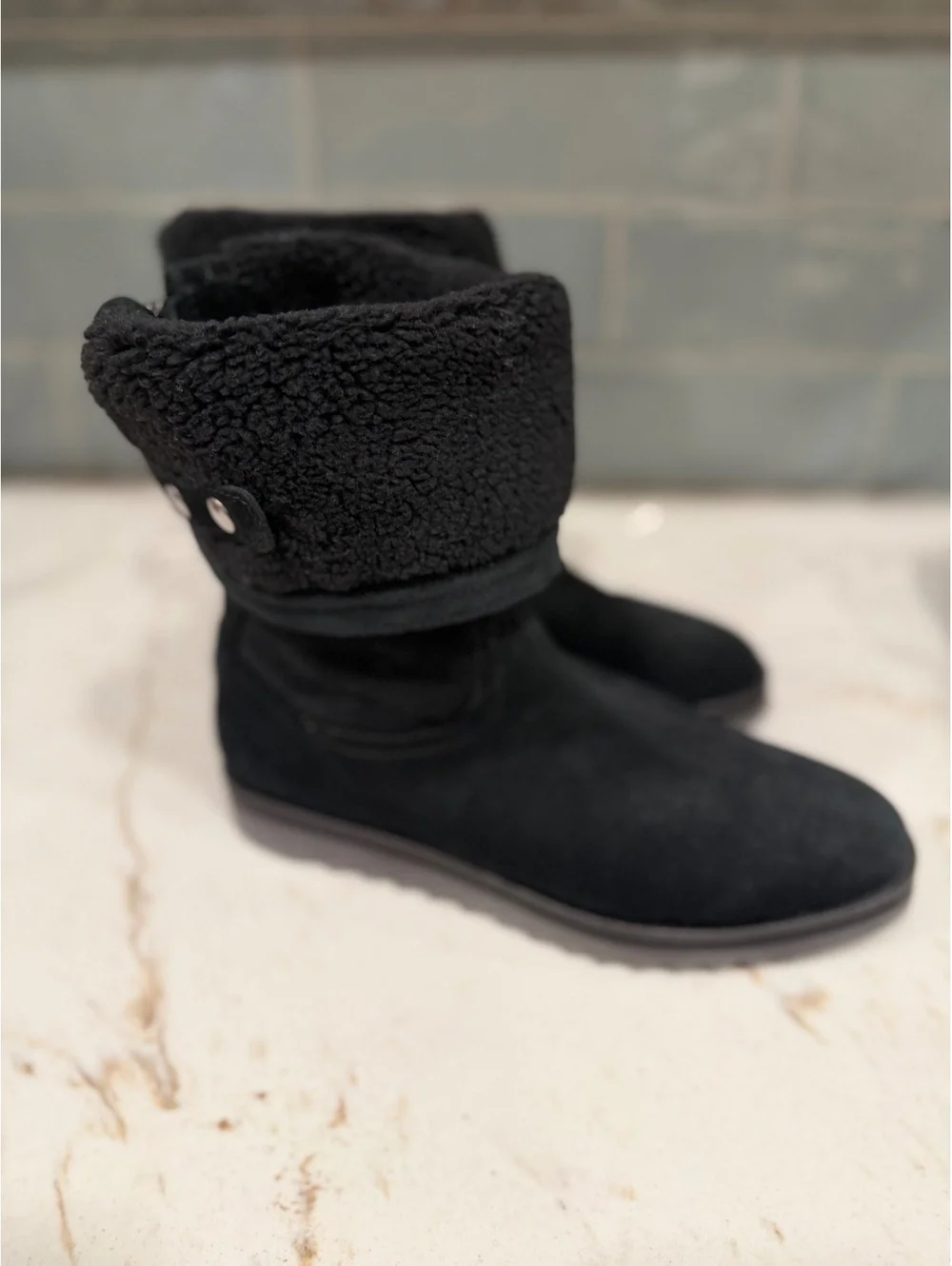 Aquatalia Women's Black 
